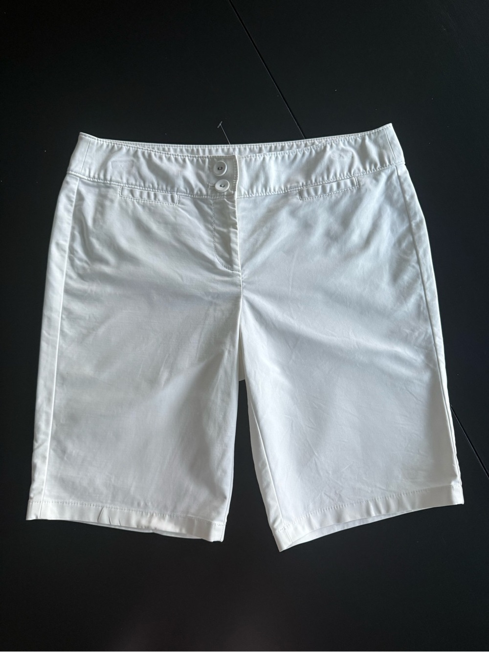 Ann Taylor White Bermuda Shorts with Front Button